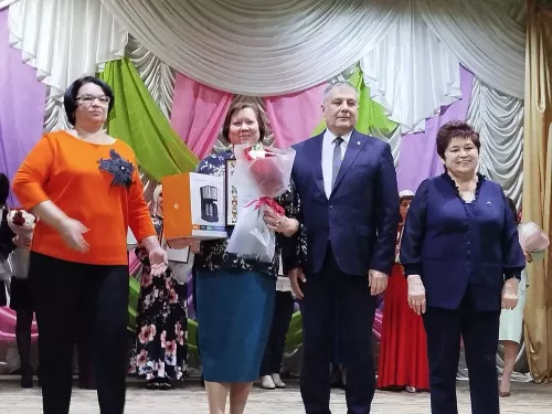 Женщина года. Мужчина года: женский взгляд