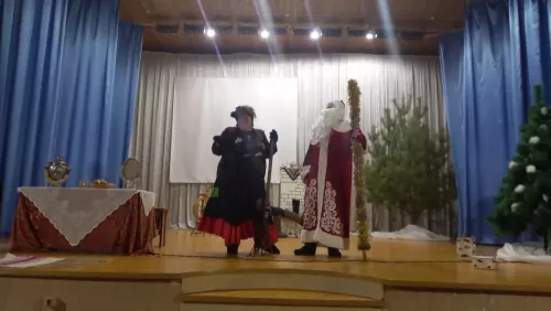 Театральный сезон открыла сказка для взрослых на новый лад