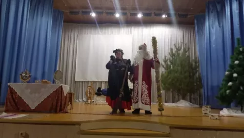 Театральный сезон открыла сказка для взрослых на новый лад