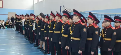 Накануне Дня защитника Отечества камскоустьинские кадеты дали клятву