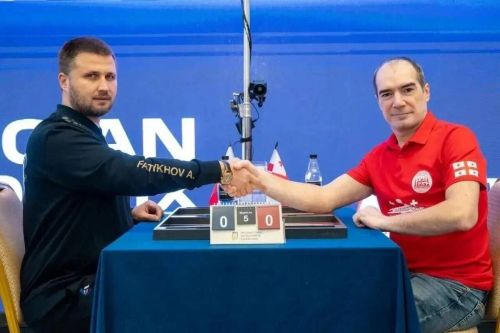 Татарстанский спортсмен стал первым в истории чемпионом мира по длинным нардам-блиц