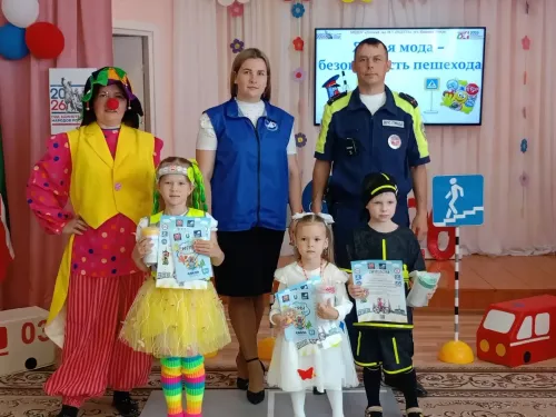 В детском саду «Радуга» состоялся творческий конкурс «Безопасная мода для пешехода»