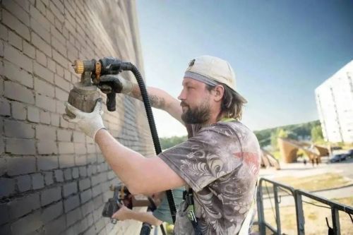 В Челнах появится новый мурал от участника проекта ПФО «ФормАрт»