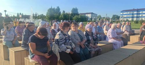 День семьи, любви и верности отметили в Камском Устье