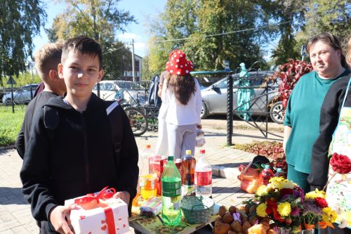 Благотворительная ярмарка «Единство народов» прошла в Затоне