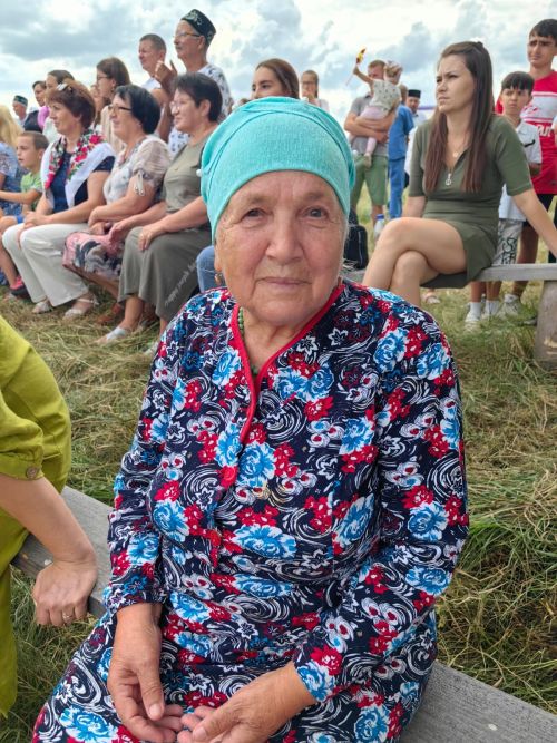 Эти милые женские лица