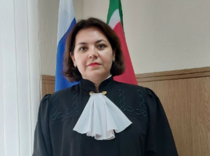 В Камско-Устьинском районе приступила к работе новый мировой судья