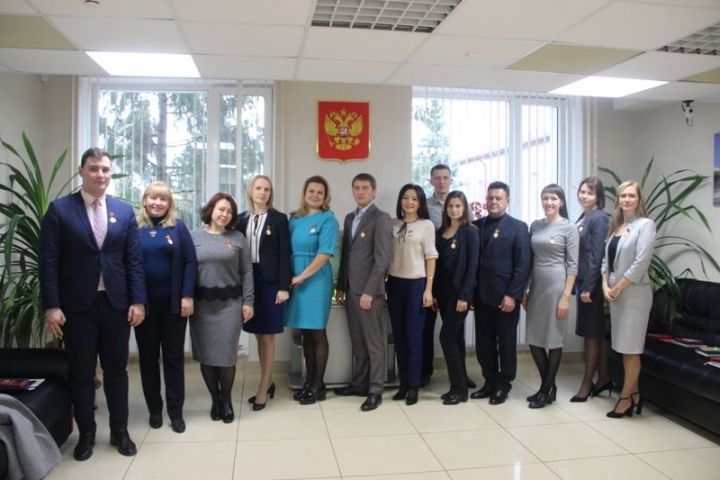 В Росреестре Татарстана состоялось награждение сотрудников с 10-летием Росреестра
