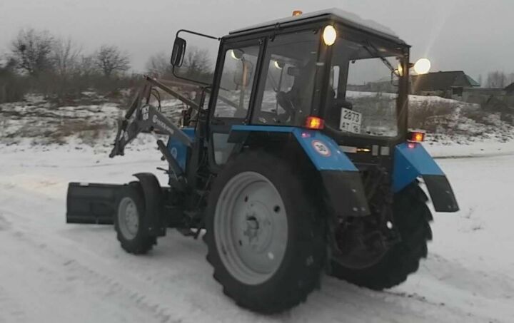 Сегодня утром между Балтачево и Малыми Клярями застрял  школьный автобус