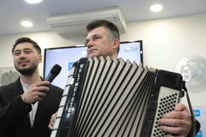 Заведующий Старобарышевским СДК стал призёром конкурса радио «Тәртип»