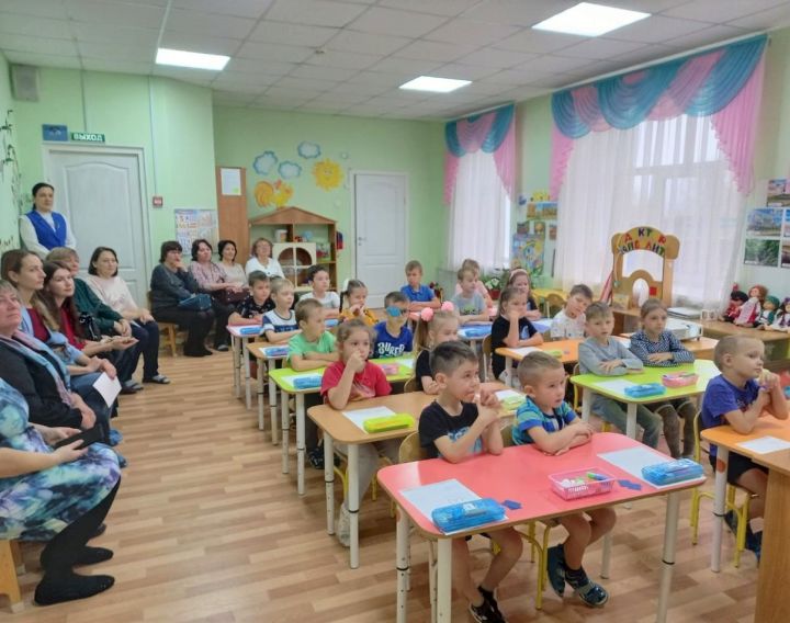 В Камском Устье прошел интегрированный семинар для учителей начальных классов и воспитателей