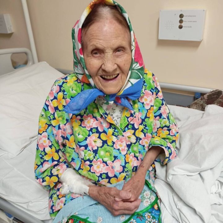 В Госпитале ветеранов войн Казани вылечили от пневмонии 103-летнюю пациентку
