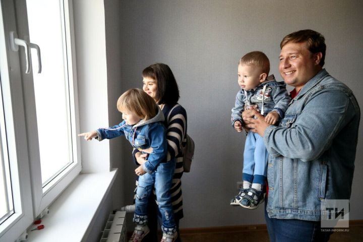 Многодетные семьи предложили освободить от оплаты за «коммуналку»