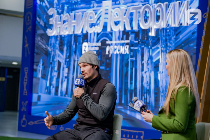 Сноубордист сборной Татарстана стал героем «Аллеи славы» на выставке «Россия»