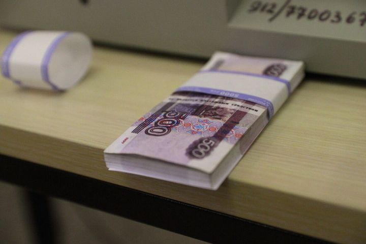 Татарстанцы хранят в банках 829 млрд рублей