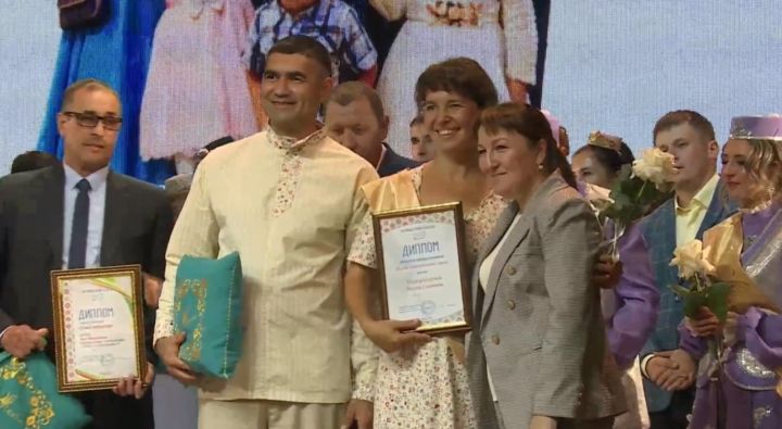 Семья Шайхайдаровых прошла в финал конкурса «Нечкебиль»