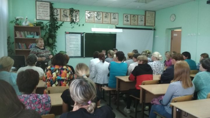 Татарстанских учеников хотят обучать только пять дней в неделю