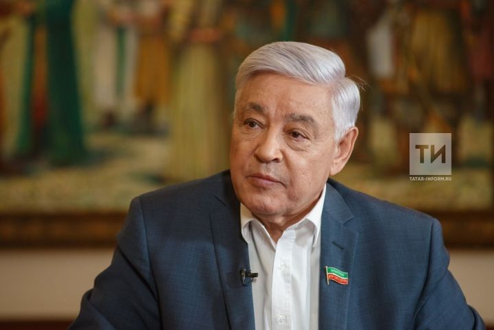 Председатель Госсовета ответил на вопросы жителей районов РТ