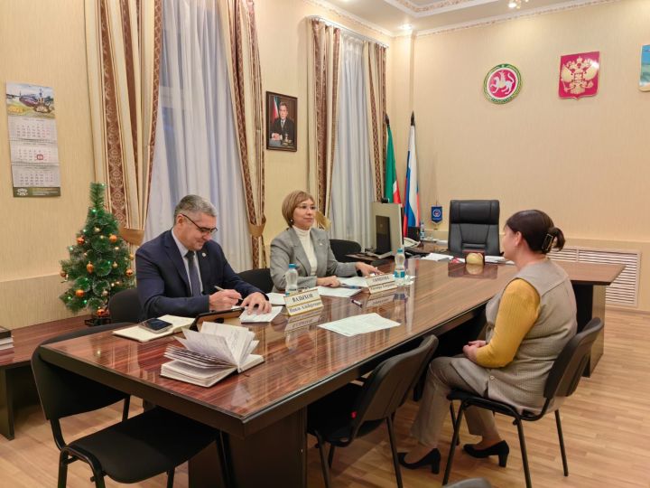 В Камском Устье прием граждан провела министр труда, занятости и социальной защиты РТ