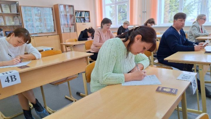 В Камском Устье родители смогли на себе испытать трудности ЕГЭ