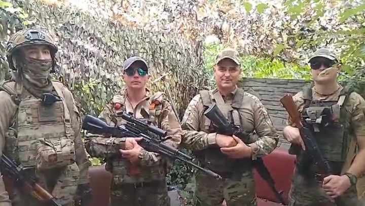 Бойцы СВО поздравляют камскоустьинцев с Днем республики