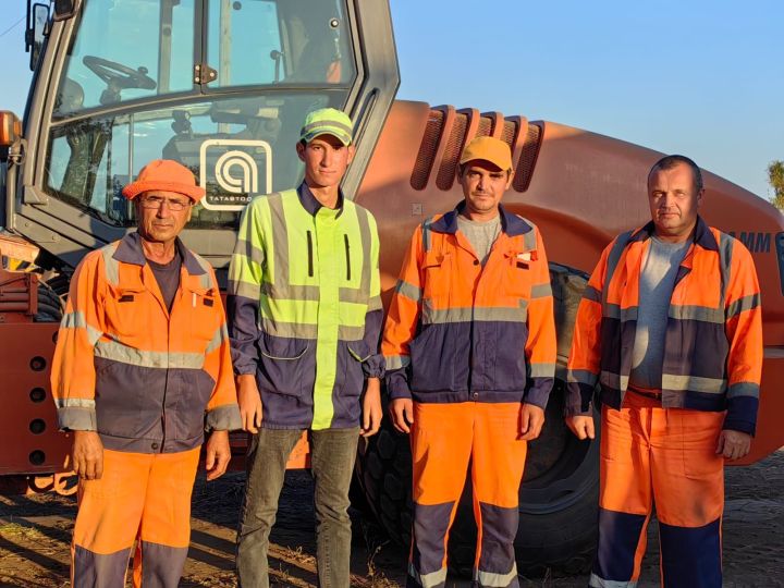 Новая дорога к храму строится в Камском Устье