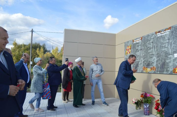 В Данышево открыли обелиск