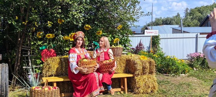 Яблочный Спас в Красновидово принимает гостей