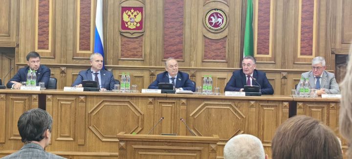 Сегодня в Госсовете РТ прошла церемония награждения победителей конкурсов