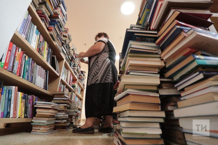 28 школьных библиотекарей Татарстана занесены на Электронную доску почета