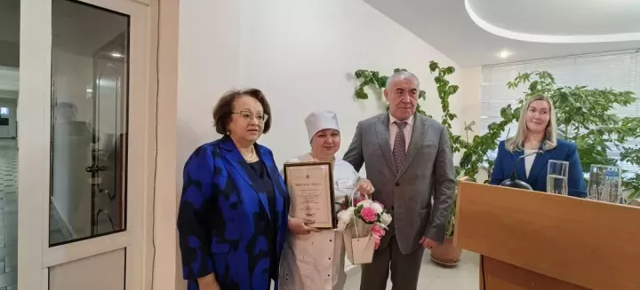 На Медсовете отметили работников Камско-Устьинской ЦРБ