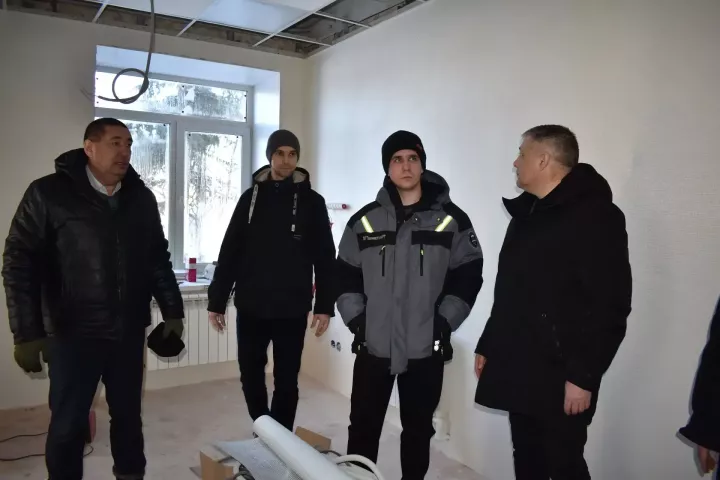 Представители ГИСУ объехали строящиеся объекты в Камско-Устьинском районе