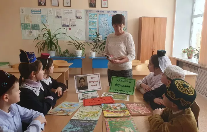 К юбилею поэта в Камском Устье проходят мероприятия