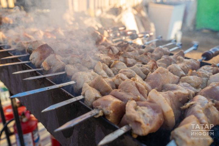 Безопасный и вкусный шашлык: советы экспертов из Татарстана