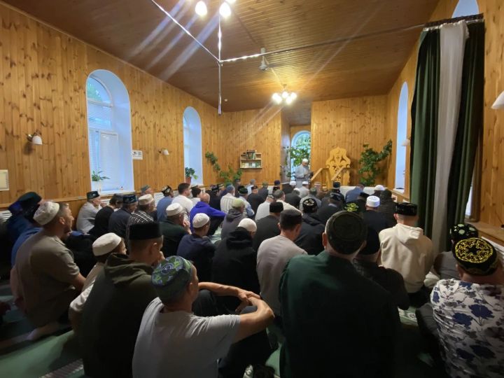 В мечетях Камско-Устьинского района  прошли праздничные мероприятия