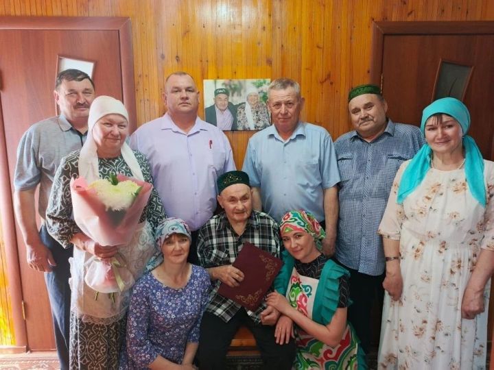 «Җимеш» села Старое Казеево: 90-летний юбилей отметил Ильдар Ганибаев