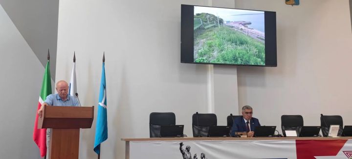 Состояние набережной в Камском Устье вызвало вопросы у административной комиссии