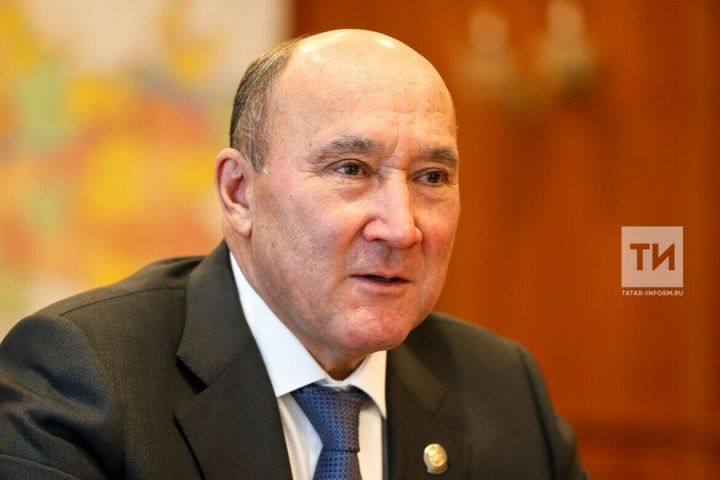 «Экзамен на единство»: Марат Ахметов проголосовал в Казани и оценил ход выборов