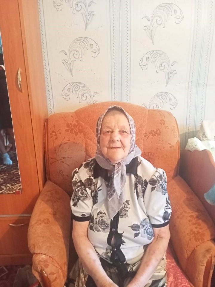ТОС «Южная околица»: поздравления принимает долгожительница